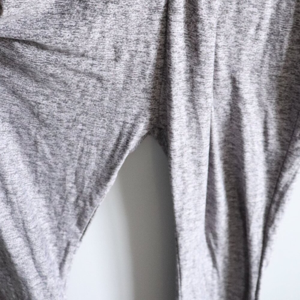 Fammy Jammies Unisex Sz M Grey‎ One Piece Stretch Skinny Buttoned Lounge Pajamas - Picture 9 of 15